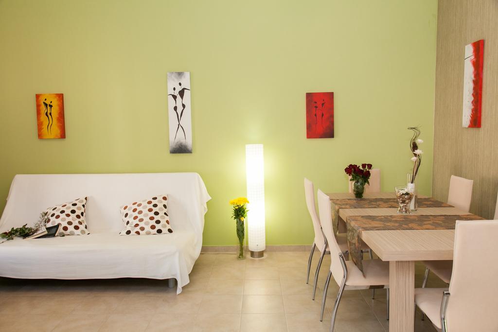 Loutra Resort חדר תמונה